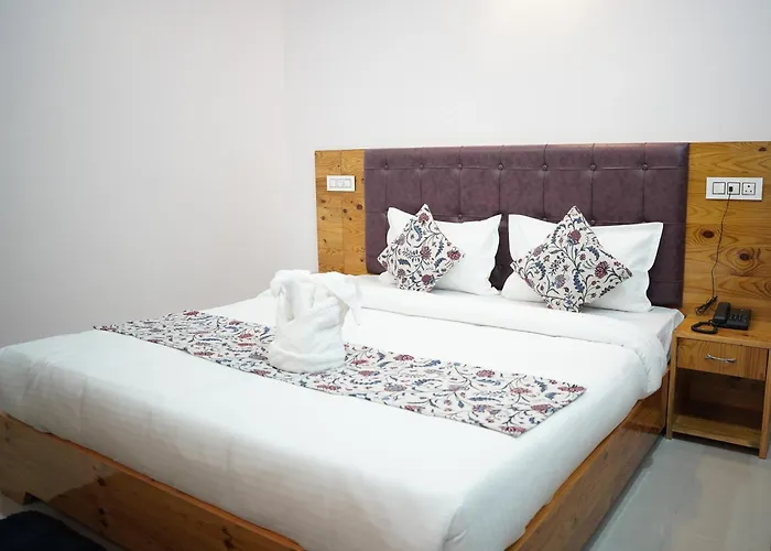 Hotel Arijika View